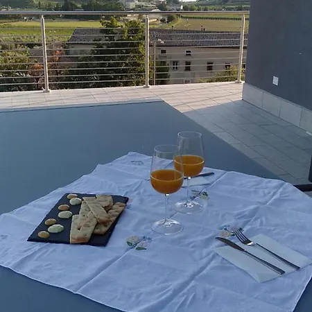 A Casa Mia Bed & Breakfast